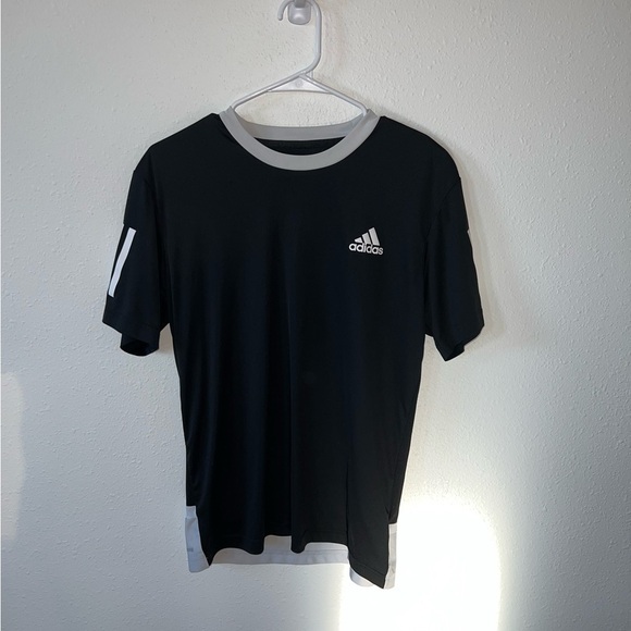 Adidas Dri-Fit Athletic Black And White Short Sleeve Tee Shirt Size Small - Picture 1 of 2